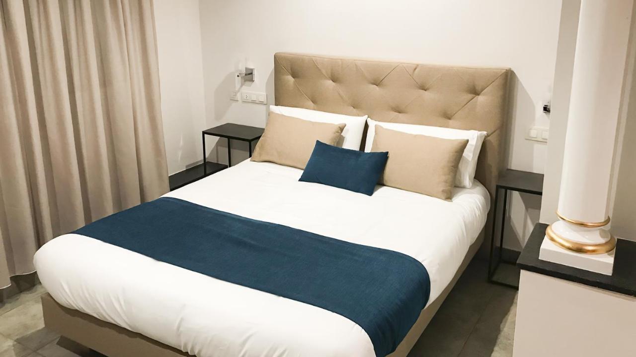 Hotel Duque De Calabria Manzanera Εξωτερικό φωτογραφία