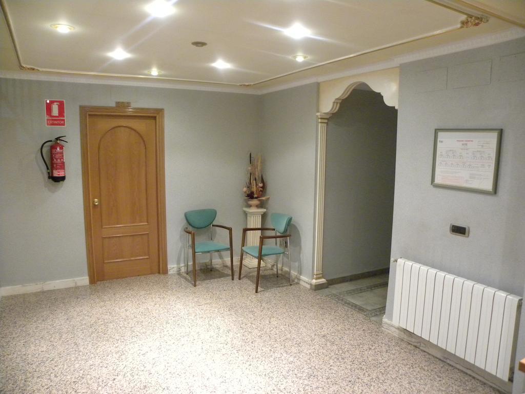 Hotel Duque De Calabria Manzanera Δωμάτιο φωτογραφία