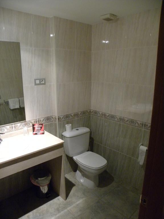 Hotel Duque De Calabria Manzanera Δωμάτιο φωτογραφία