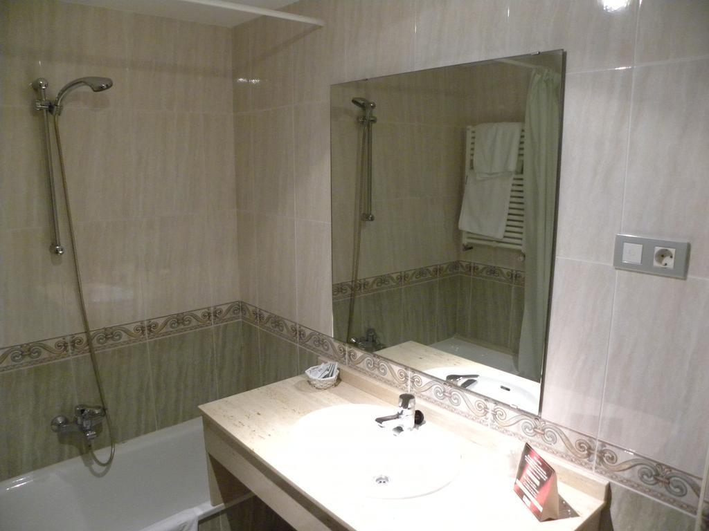 Hotel Duque De Calabria Manzanera Δωμάτιο φωτογραφία