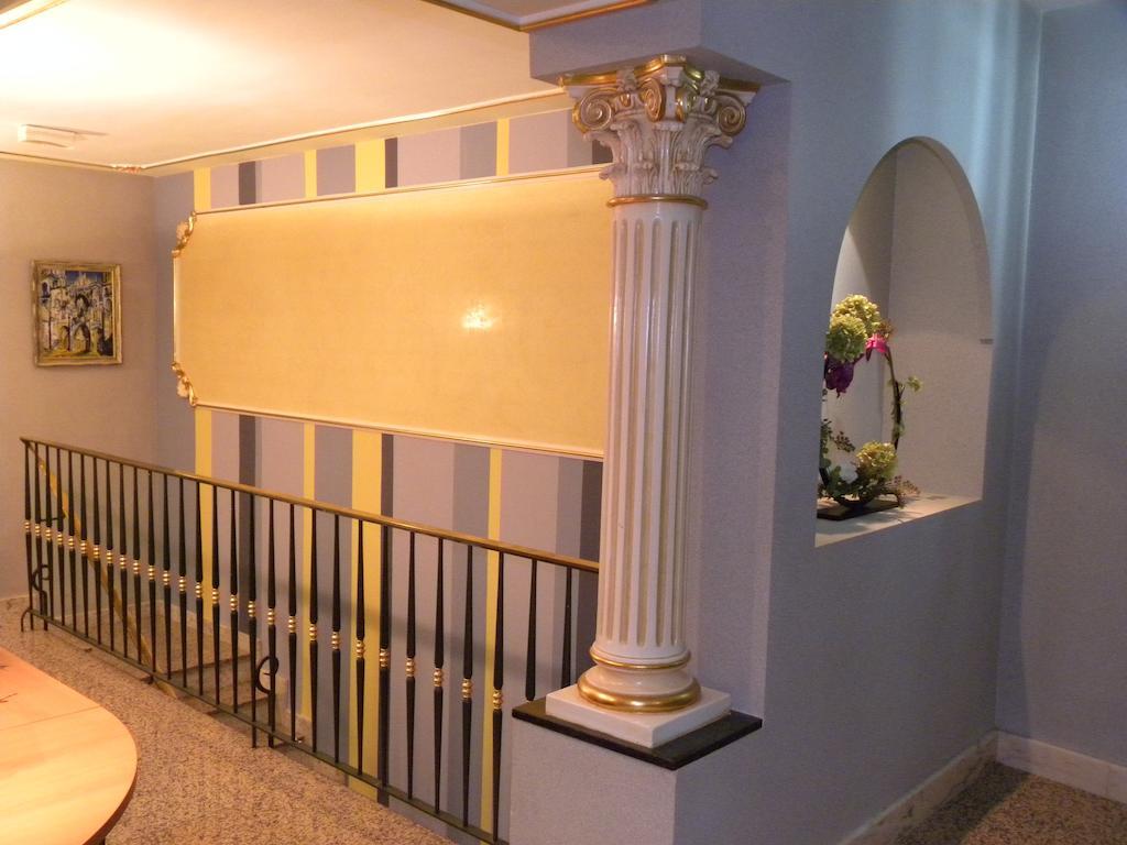 Hotel Duque De Calabria Manzanera Εξωτερικό φωτογραφία